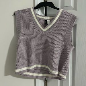SWEATER VEST